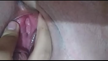 Gordinha Na Siririca thumbnail