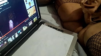 Dedicated video of me masturbating and enjoying the cumshot of elian cooper 69