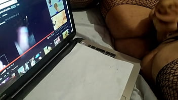 Dedicated video of me masturbating and enjoying the cumshot of elian cooper 69