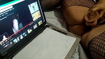 Dedicated video of me masturbating and enjoying the cumshot of elian cooper 69