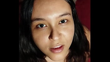 Punheta guiada peituda implorando para foder seus peitos