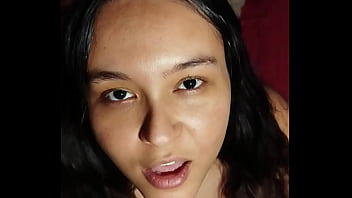 Punheta guiada peituda implorando para foder seus peitos