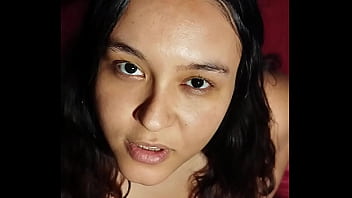 Punheta guiada peituda implorando para foder seus peitos