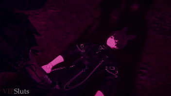 Vipsluts cute vampire princess put a hunter into submission