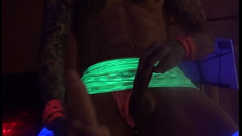 Big Dick And Vibrator thumbnail