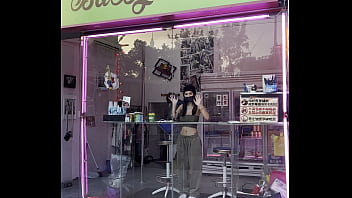 Did you know taiwan has hot betel nut girls