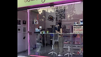 Did you know taiwan has hot betel nut girls