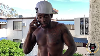 Creamy fuck mrsfeedme got a big bouncy ass for rome major