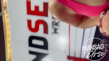 Ficamos excitadas malhando e tiramos toda a roupa