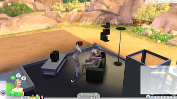 Comendo a filha com a amiga olhando