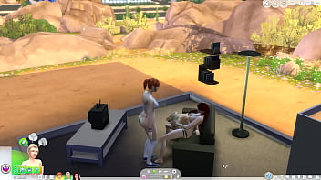 Comendo a filha com a amiga olhando