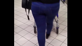 Beautiful ass walk at store 2