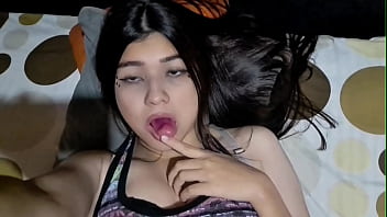 Madrastra de grandes tetas viene a mi habitación casero real