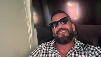 Trailer esposa de corno