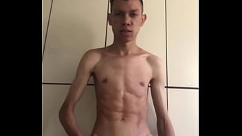 Novinho Pauzudo Pelado Se Exibindo Gostoso thumbnail