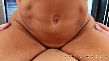 Geile stiefschwester lola myluv fesselt stiefbruder zur strafe ans bett und fickt ihn hart