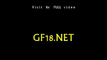 Cute babe widens legs