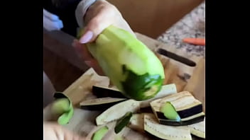 Big booty latina milf danceing at cooking time