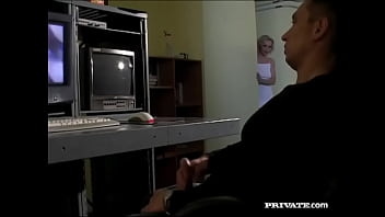 Jessica spots a guy stroking his cock and gives him head for fun