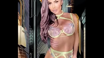 Dancing all night with just my lingerie where we going next #linkinbio #contentcreator #lingerie#modeling realninad