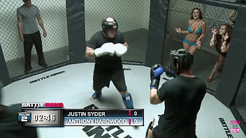 Lexi gives a proper dick riding to lucky dude