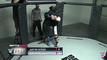 Lexi gives a proper dick riding to lucky dude