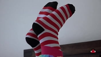 Girl pawg shoes her foot fetish