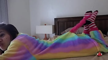 Girl pawg shoes her foot fetish