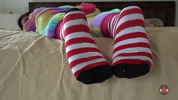 Girl pawg shoes her foot fetish