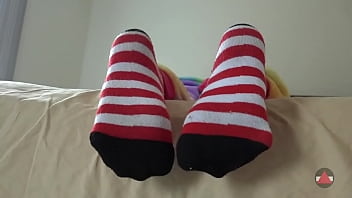 Girl pawg shoes her foot fetish