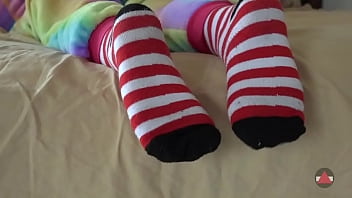 Girl pawg shoes her foot fetish