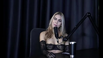 Gosta De Novinho Uniu Os Conteúdos Com Seus Estudos Pediram Pra Ela Mostrar A Buceta E O Cu Nunca Foi Para Casa De Swing E Tem Uma Pessoa Especial Luuh Barbosa Sheer Red thumbnail