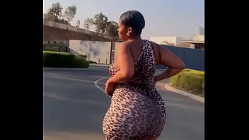 Bootilicious big butt hydro