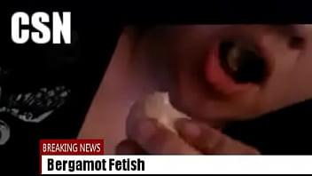 Sensualizando com fruta