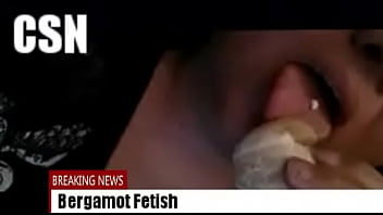 Sensualizando com fruta