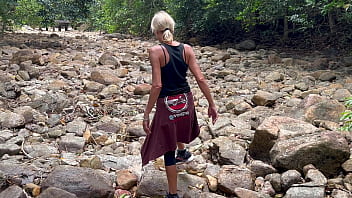 She lost in the forest if you help me i'll suck your cock and you cum in my mouth