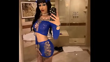 Here’s me before getting stuffed with 3 cocks then covered in piss