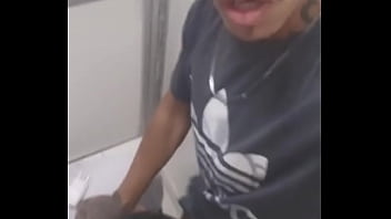 Quem já me mamou sabe que fodo a boca igual cool