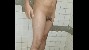 Después de afeitarme me lavo bien las bolas