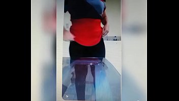 Es casada y sigue buscando mas