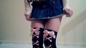 Emo Shemale Strips On Cam thumbnail