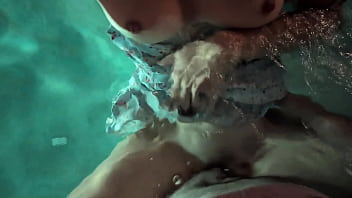 Masturbating girl gets missionary sex in the outdoor pool