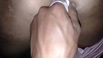 แหกหีครูสาวเอาควยเย็ดแตดจนน้ำแตก