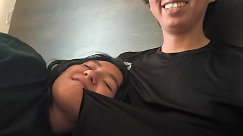 Mi amiga cristiana de 18 años me chupa la polla todo el dia su novio piensa que esta en clases de la universidad