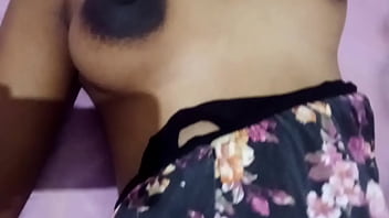 Mom lesbian milf's please come and play with me