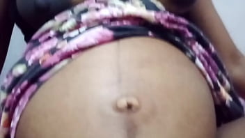 Mom lesbian milf's please come and play with me