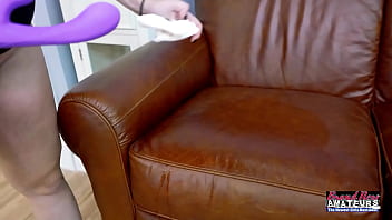 Blue eyed blonde gwen fingers her pussy and plays with her big tits