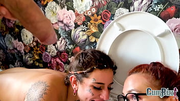 Heads up let my piss serve as makeup for late night pisswalk