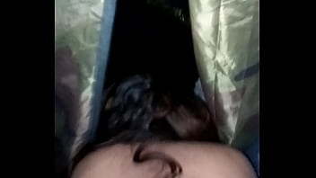 Socando na hotwife cadela de frente para o mar