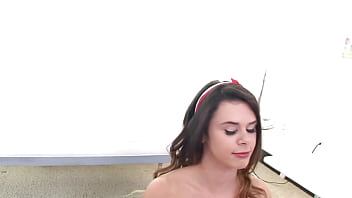 Elizabeth Bentley 19 Yo Cutie Gives Huge Cock Pov Blowjob And Huge Load Cum Swallow thumbnail